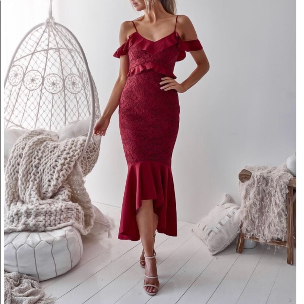 Red Taylor Dress (born to be chic)